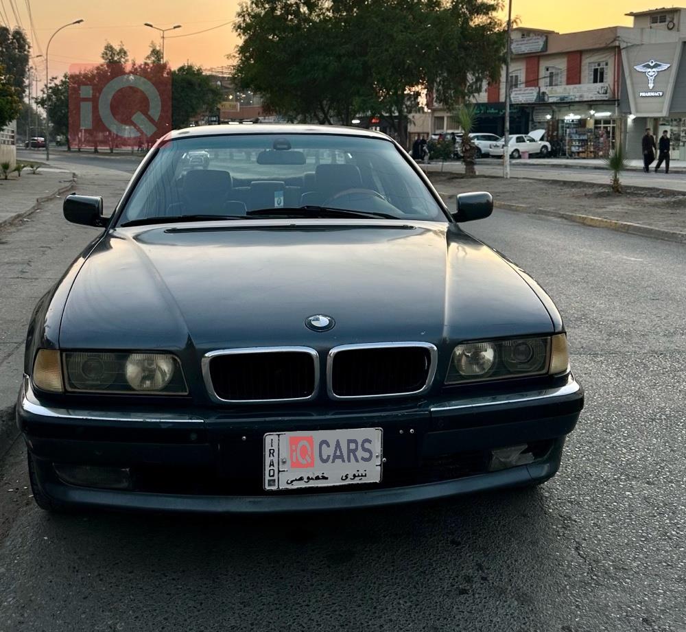 بي ام دبليو الفئة 7